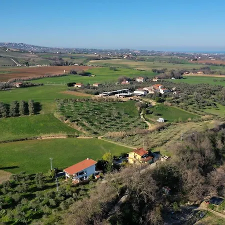 Lunare Homestay Collecorvino